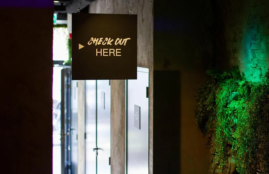 This HoTel-1